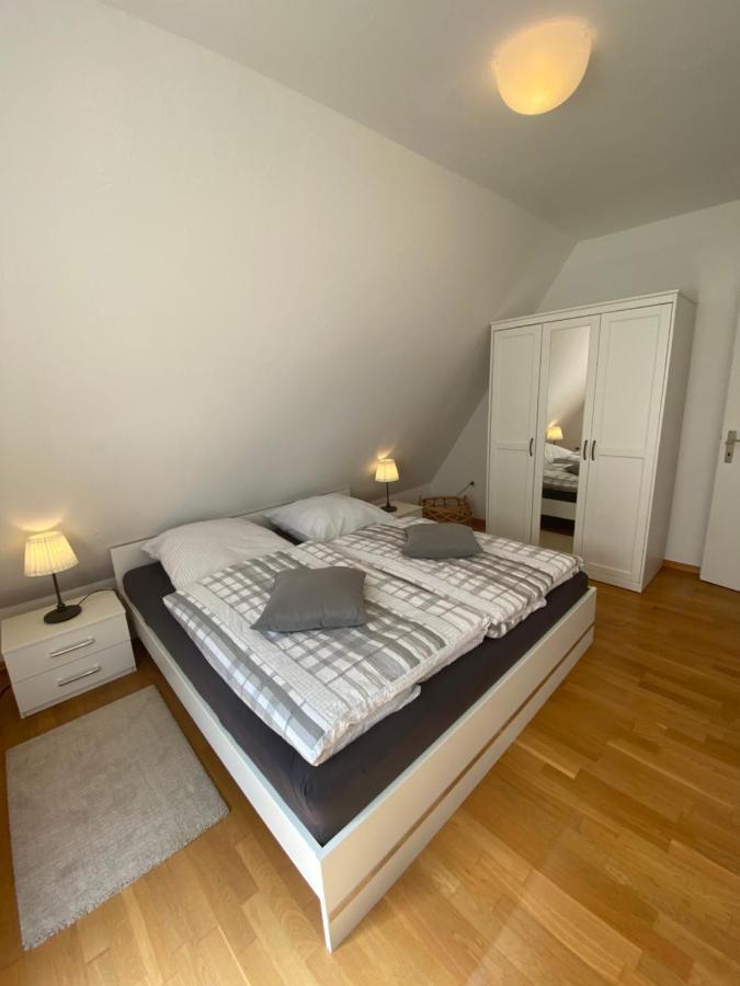 Gemütliche Ferienwohnung Nesco mit eingezäunten Garten Aurich Exterior foto